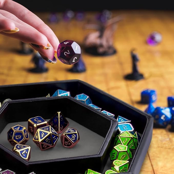 SIQUK Dice Tray with Lid Hexagon Dice Rolling Tray Dice Holder - Image 7