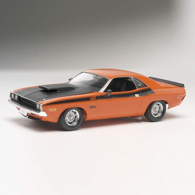 Revell 1: 24 '70 Dodge Challenger 2 'N 1 - Image 2