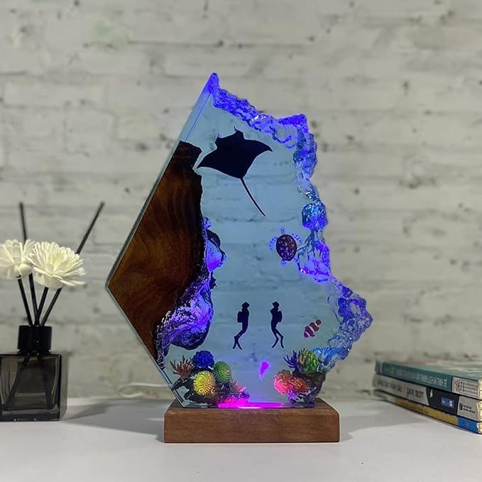Handmade 3D Ocean Resin Lamp, USB Powered Resin Night Light - Image 3