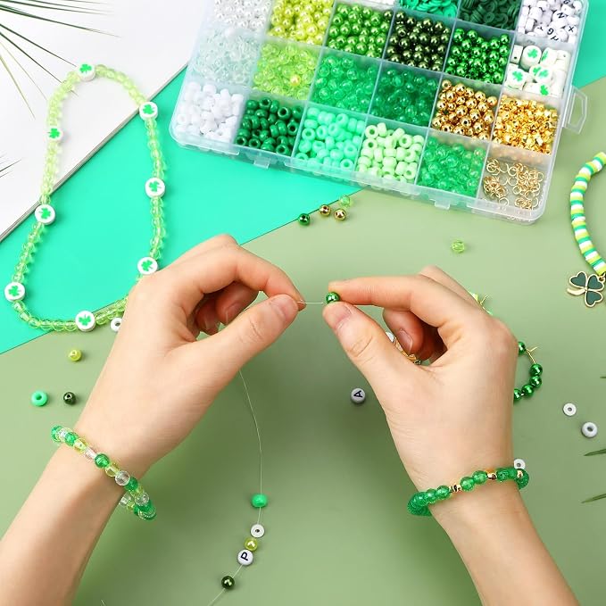 UPINS St Patricks Day Bracelet Kit Shamrock Green Beads - Image 3