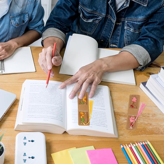 Honoson 200 Set Bookmark Holders Gift Set Kraft Paper Bookmark Sleeves - Image 5
