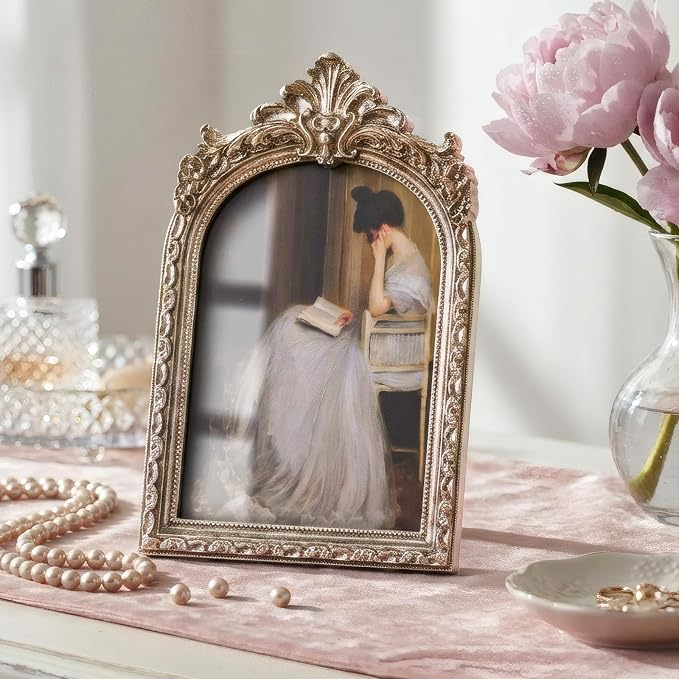 Cuspin Vintage Silver Picture Frame 5x7, Ornate Resin Arched Photo Frame - Image 2